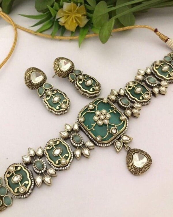 Heritage Style Premium Jadau Choker Set – Royal Jewellery