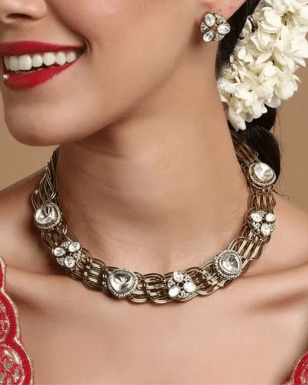 Regal Polki Hasli Necklace – Royal Bridal Jewellery