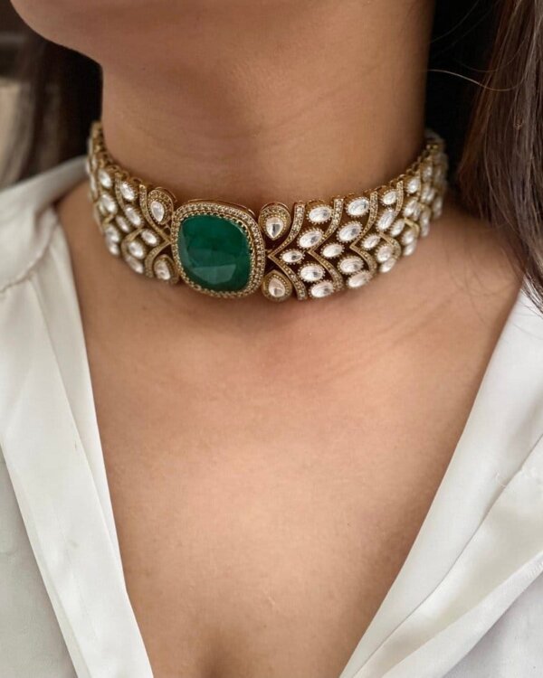 Sia Victorian polki stone choker set